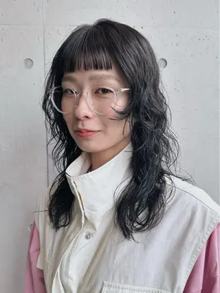 ミディアム 前野 日奈のヘアスタイル