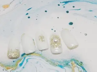 ネイル ティーエヌ 金山駅東口店のネイルデザイン