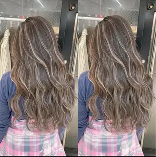 ロング カラー 表参道/ハイライト バレイヤージュのヘアスタイル