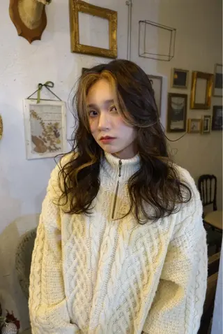 ロング 梅澤 舞のヘアスタイル