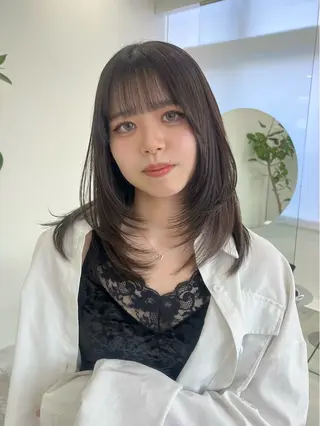 ミディアム 🟣niw SHUNNA🟣のヘアスタイル