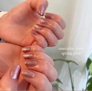 ネイル petit所属・Yuka ネイリストのネイルデザイン