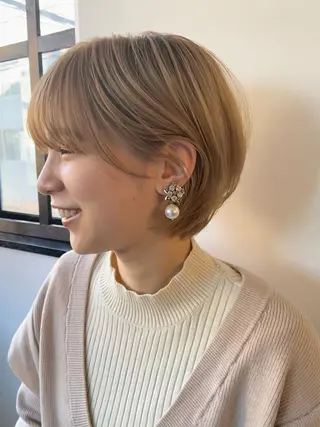 ショート カラー 田中 あやなのヘアスタイル