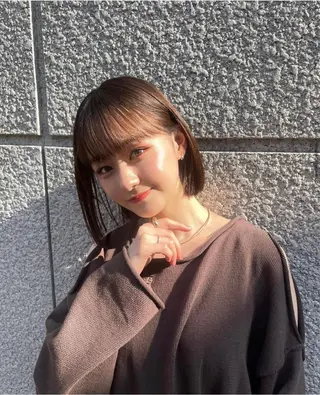 上品な透明感カラー 🫧renのヘアスタイル