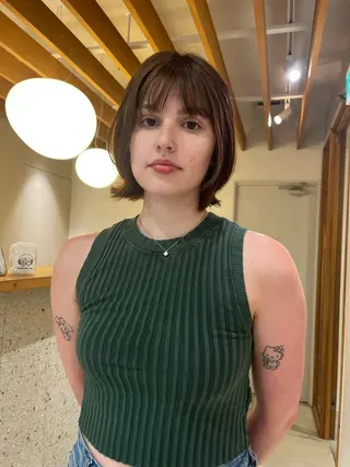 ショート カラー アイブロウリフト/ 髪質改善カラー/みわのヘアスタイル