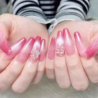 ネイル 櫻井 ナナのネイルデザイン