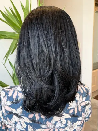 ミディアム カラー Che'ri所属・海外レイヤー/ レイヤーカット/和田のヘアスタイル