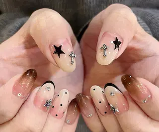 ネイル Pure&Rich Nailのネイルデザイン