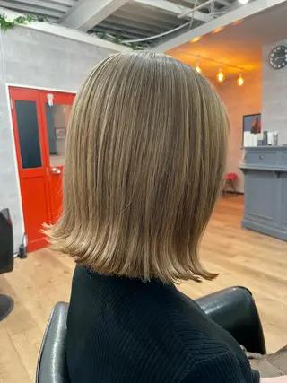 ミディアム SALOWIN心斎橋Suite店所属・ブリーチ毛にもできる 縮毛矯正|鷹司郎のヘアスタイル