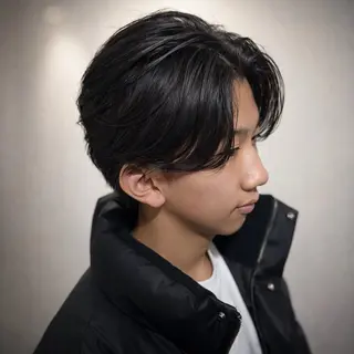 メンズ 表参道フェザーパーマ ニュアンスパーマのヘアスタイル