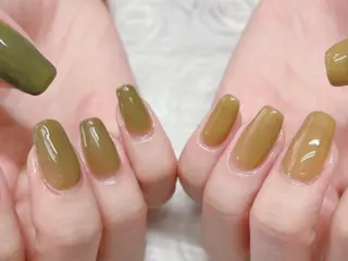 カラー ネイル 芦辺 香奈のネイルデザイン