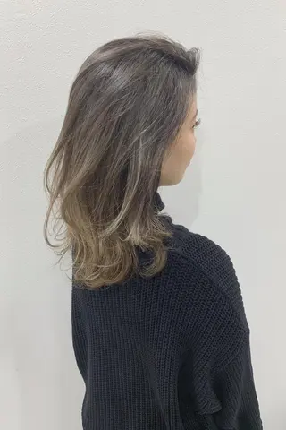 ミディアム カラー パーマ 西藤 葵のマツエク・マツパデザイン