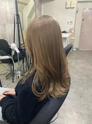 セミロング カラー ヘアアレンジ 猫ｯ毛さんヘア🐈 Misa【女性】のヘアスタイル