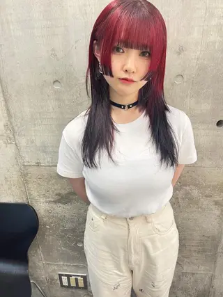 ロング カラー ウルフカット / ケアブリーチのヘアスタイル