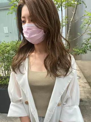 セミロング カラー パーマ ヘアアレンジ メンズ キッズ ネイル マツエク・マツパ umu.［韓国ヘア /ダウンパーマ］のヘアスタイル