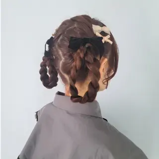 セミロング ヘアアレンジ 渥美 寿美翔のヘアスタイル