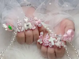 ネイル -ému- k.oのネイルデザイン