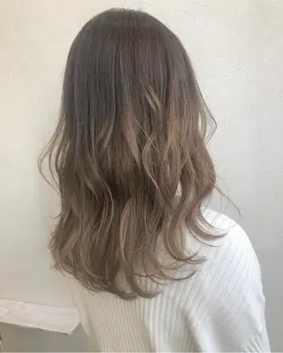 セミロング カラー nakahara madokaのヘアスタイル