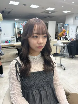 セミロング カラー 推し活/韓国/ブリー チカラーminamiのヘアスタイル