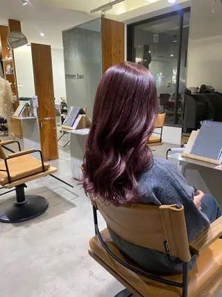 カラー tote. 成瀬晃のヘアスタイル