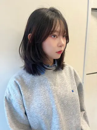 ミディアム kchiara所属・yura /レイヤーカットのヘアスタイル