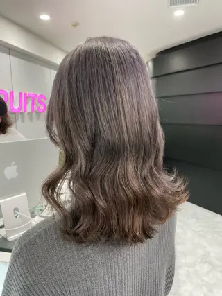 ロング 💍大人デザイン /ハイトーン♡リクトのヘアスタイル