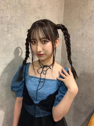 ロング ヘアアレンジ suri-ru hair【スリールヘアー】所属・FURUSAWA AOIのヘアスタイル