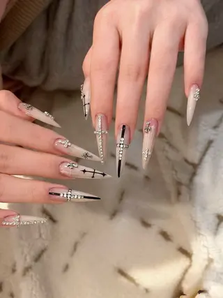 ネイル Yurin_NICY 池袋のネイルデザイン