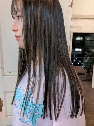 セミロング カラー ヘアアレンジ 南堀江 möwen ( メーヴェ )所属・mowen RUIのヘアスタイル