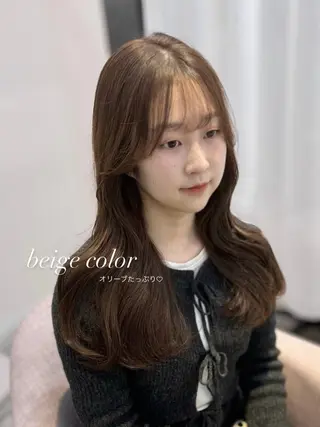 ロング カラー mareka/顔周り /透明感カラー🤍のヘアスタイル