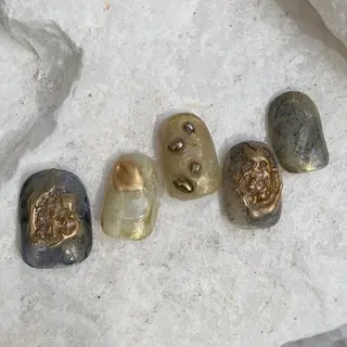 ネイル LETTER_& SAKIのネイルデザイン