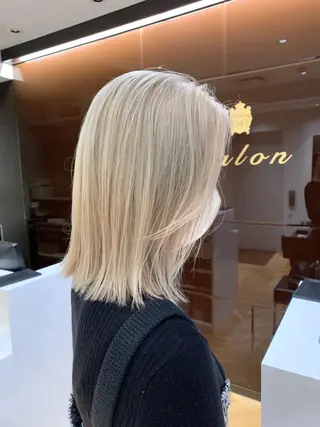 ミディアム Ｖｉｏｔ  銀座 樋口 桃佳のヘアスタイル