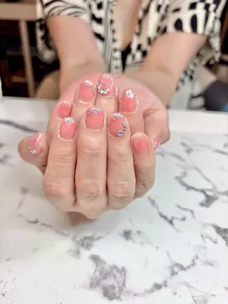 ネイル ｈｕｉｔ． 結衣のネイルデザイン