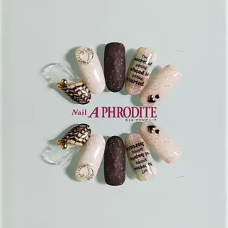 ネイル Nail  Aphroditeのネイルデザイン
