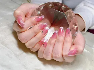 ネイル マツエク・マツパ アイブロウ Nail&eye Belire 新宿のネイルデザイン