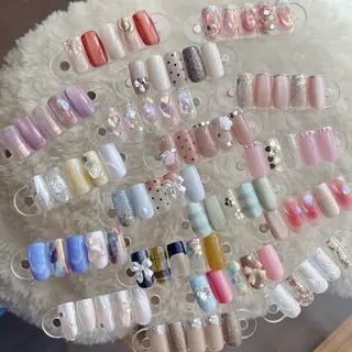 ネイル amuse 手書きニュアンスのネイルデザイン