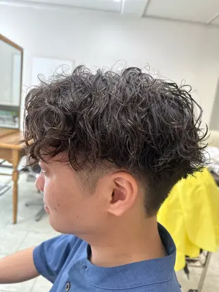 パーマ メンズ 長谷川 誠志のヘアスタイル