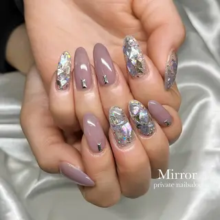 ネイル nailsalon Mirrorのネイルデザイン