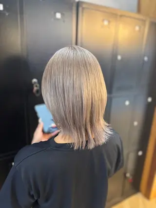 カラー 二宮 彩香のヘアスタイル