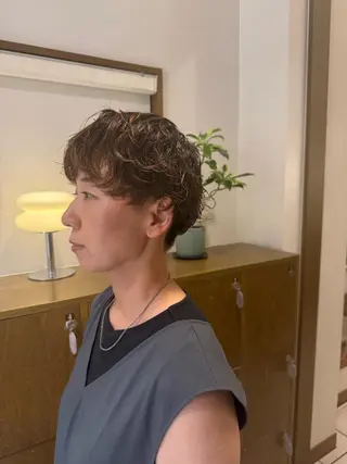 ショート パーマ 甲村 菜乃葉のヘアスタイル