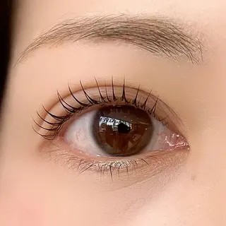 マツエク・マツパ 伊藤 茉椰のヘアスタイル