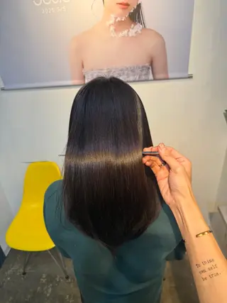 ミディアム 縮毛矯正/レイヤー カット⭐️SHOTAのヘアスタイル