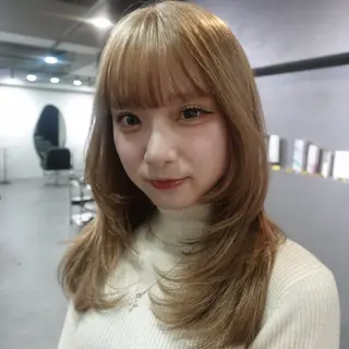 セミロング カラー 似合わせカットカラー ⭐️代表⭐️のヘアスタイル