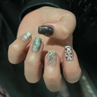 ネイル Yukino /シンプル/個性派のネイルデザイン