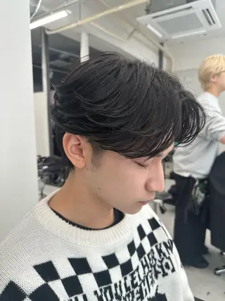 メンズ ニュアンス/フェザー /ウルフ/伶馬のヘアスタイル