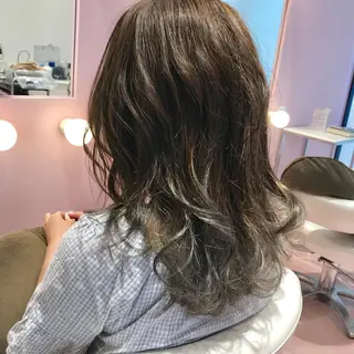 セミロング 所渉/韓国レイヤー /ウルフカットのヘアスタイル