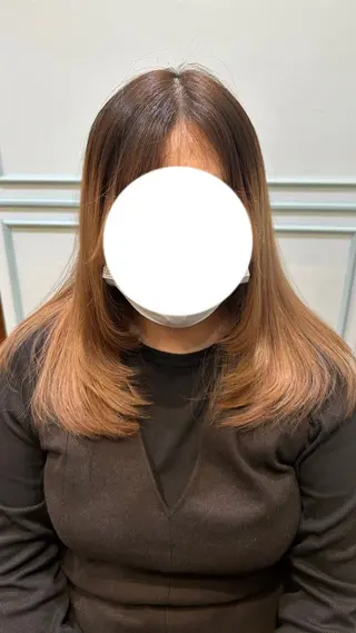 ミディアム 渋谷 みゆのヘアスタイル