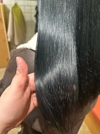 ロング カラー ベージュ/ダブルカラ ー/新潟駅/青柳萌果のヘアスタイル