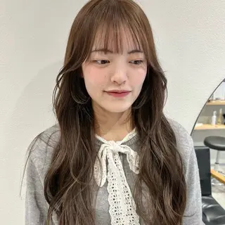 ロング カラー 🧚🏻momo 🧚🏻【下北沢】のヘアスタイル