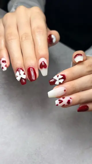 ネイル 関山 志乃のネイルデザイン